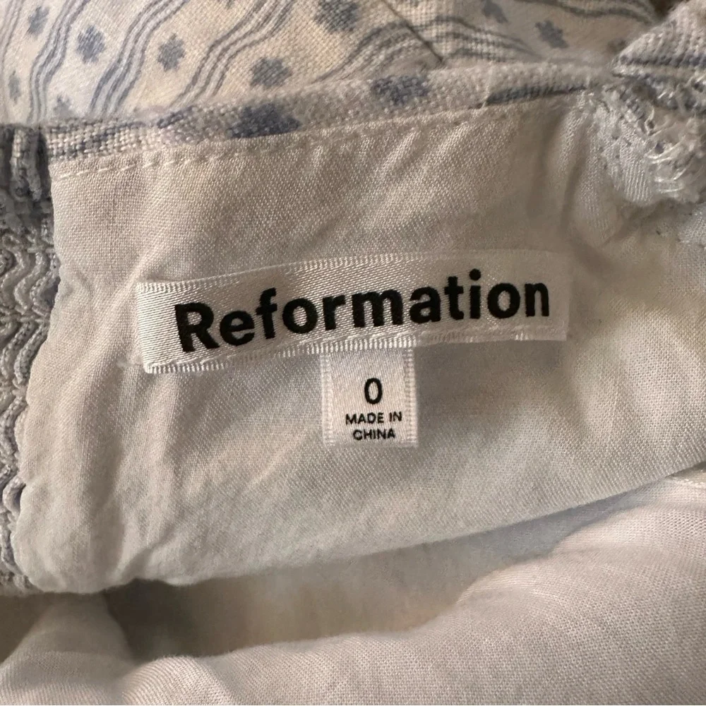 Reformation blue white Puff Sleeve Patterned lined Top square neckline size 0